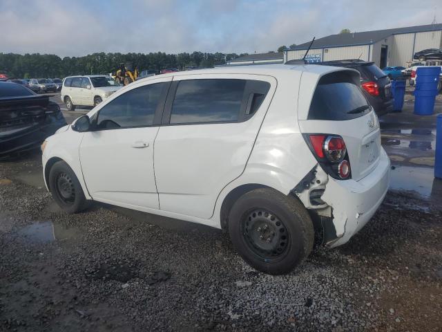 1G1JA6SH9F4189054 - 2015 CHEVROLET SONIC LS WHITE photo 2