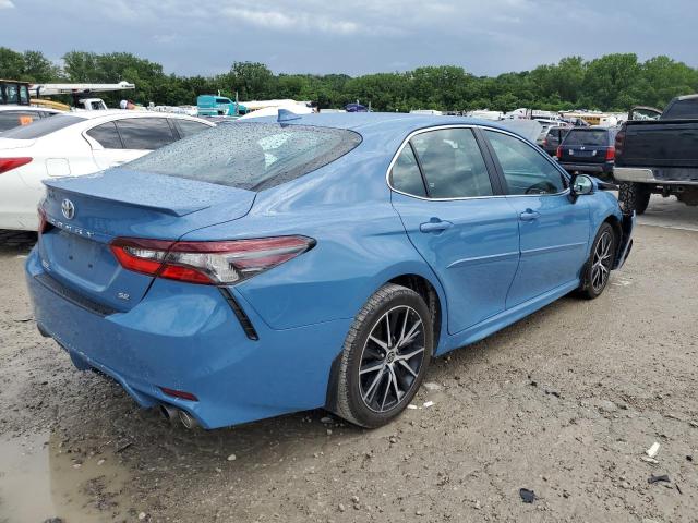 4T1G11AK1PU101550 - 2023 TOYOTA CAMRY SE NIGHT SHADE BLUE photo 3