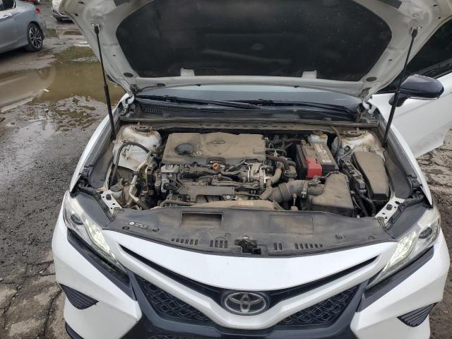 4T1B61HK7KU269249 - 2019 TOYOTA CAMRY XSE WHITE photo 11