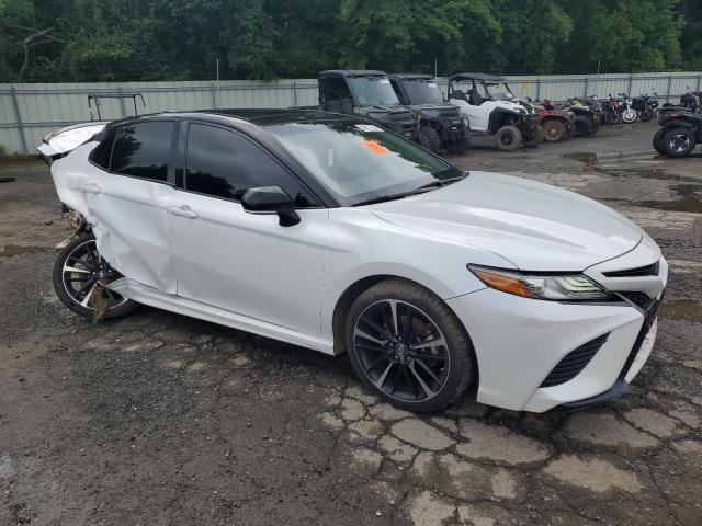 4T1B61HK7KU269249 - 2019 TOYOTA CAMRY XSE WHITE photo 4