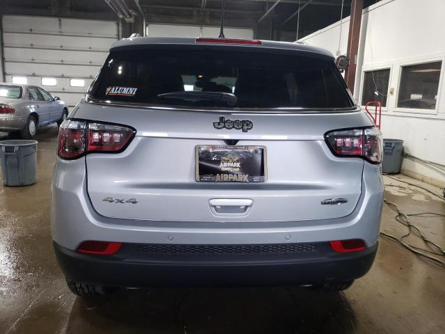 3C4NJDBN2ST539230 - 2025 JEEP COMPASS LATITUDE SILVER photo 6