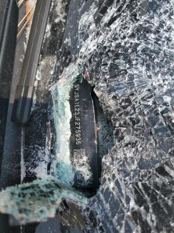 5YJSA1E23JF275936 - 2018 TESLA MODEL S Weiß Foto 12