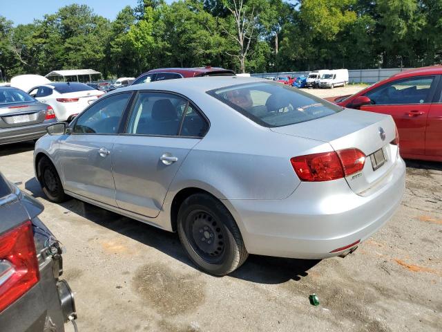 3VW2K7AJXCM314935 - 2012 VOLKSWAGEN JETTA BASE فضي صورة 2