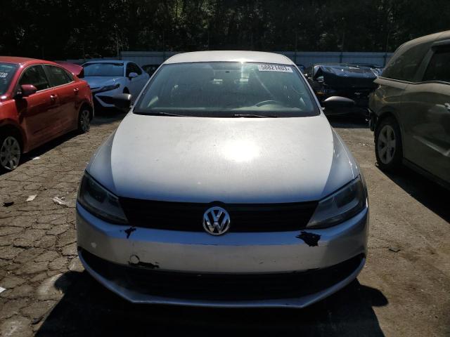 3VW2K7AJXCM314935 - 2012 VOLKSWAGEN JETTA BASE فضي صورة 5