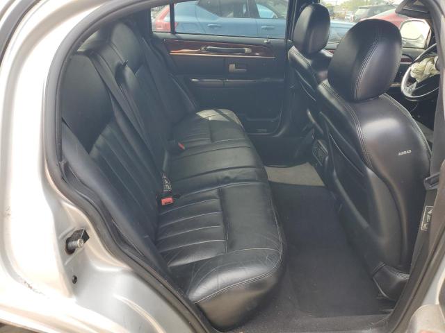 1LNHM81W33Y653643 - 2003 LINCOLN TOWN CAR EXECUTIVE Zweifarbig Foto 10