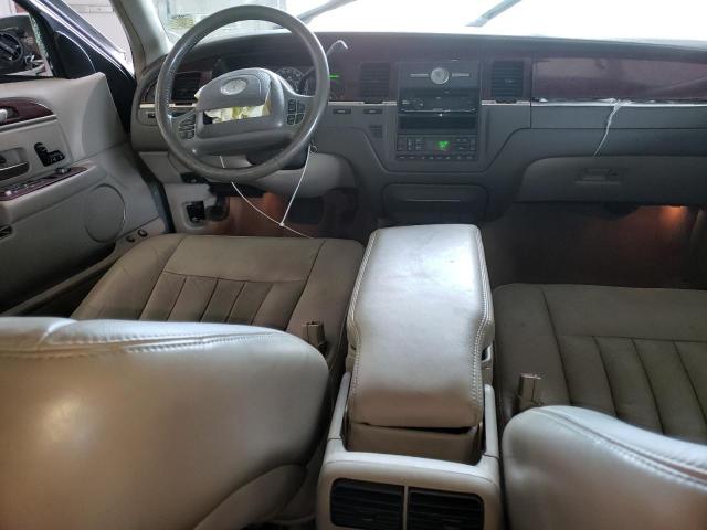 1LNHM81W53Y625682 - 2003 LINCOLN TOWN CAR EXECUTIVE GRAY photo 8