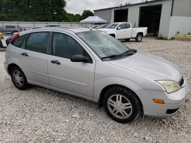 1FAFP37N07W193966 - 2007 FORD FOCUS ZX5 SILVER photo 4