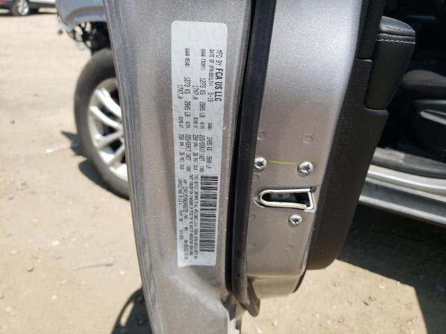 1C4PJMCX8KD456755 - 2019 JEEP CHEROKEE LATITUDE SILVER photo 13