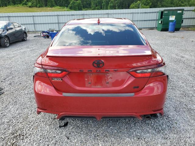 4T1T11AK9PU172199 - 2023 TOYOTA CAMRY SE NIGHT SHADE RED photo 6