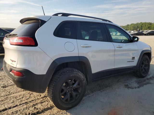 1C4PJMBS0GW183702 - 2016 JEEP CHEROKEE TRAILHAWK WHITE photo 3