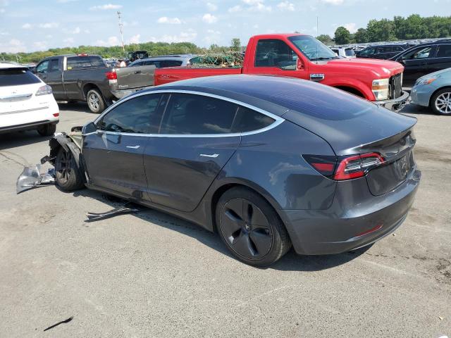 5YJ3E1EA7JF002854 - 2018 TESLA MODEL 3 GRAY photo 2