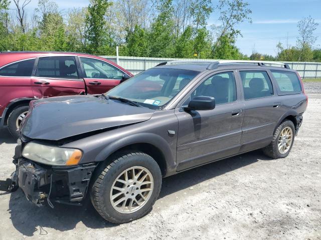 2005 VOLVO XC70, 
