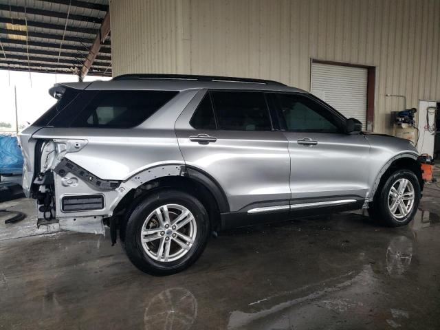 1FMSK7DHXLGB90263 - 2020 FORD EXPLORER XLT SILVER photo 3