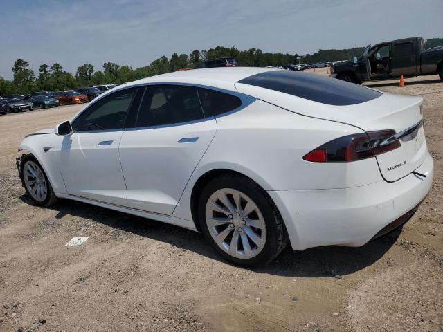 5YJSA1E1XGF158869 - 2016 TESLA MODEL S თეთრი ფოტო 2