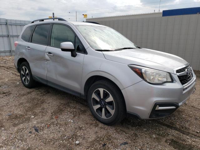 JF2SJAEC5HH439742 - 2017 SUBARU FORESTER 2.5I PREMIUM SILVER photo 4