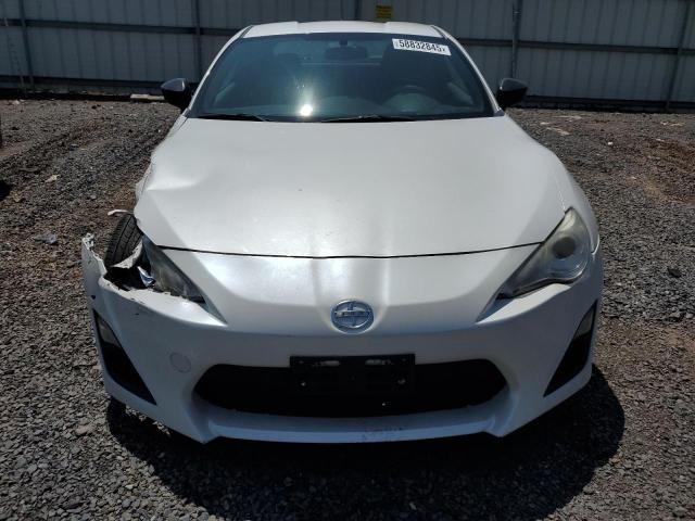 JF1ZNAA16D2708209 - 2013 TOYOTA SCION FR-S WHITE photo 5