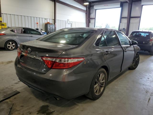 4T1BF1FK9GU257453 - 2016 TOYOTA CAMRY LE GRAY photo 4