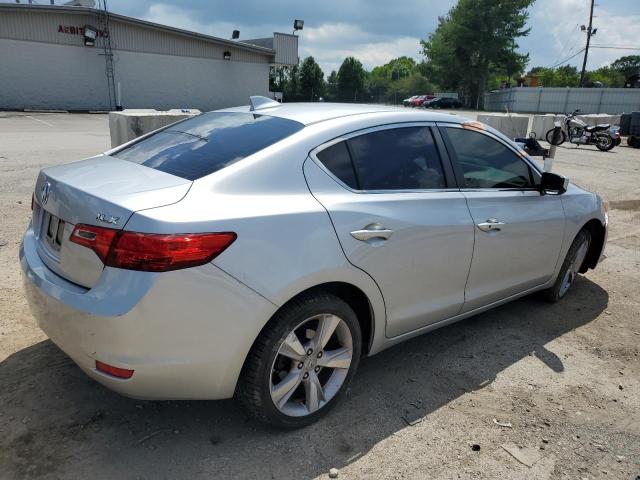 19VDE1F73DE004286 - 2013 ACURA ILX 20 TECH SILVER photo 3