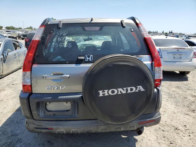 JHLRD68565C020776 - 2005 HONDA CR-V LX SILVER photo 6