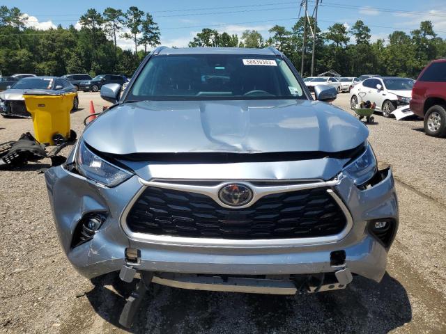 5TDGZRAHXLS020951 - 2020 TOYOTA HIGHLANDER XLE Azul foto 5