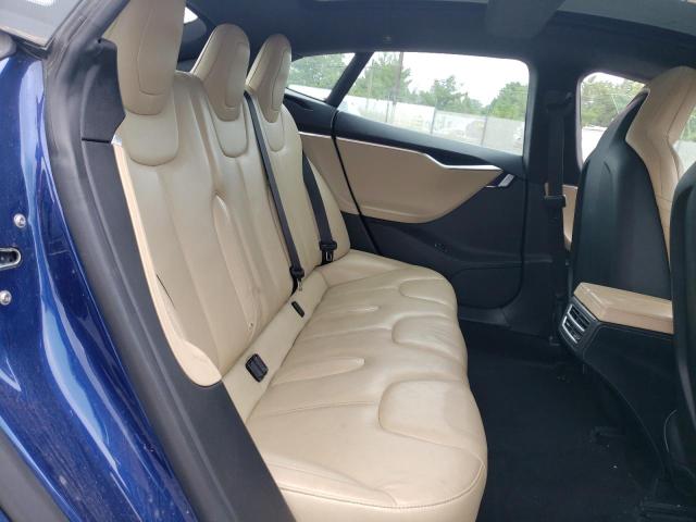 5YJSA1E46GF122834 - 2016 TESLA MODEL S Синій фото 10