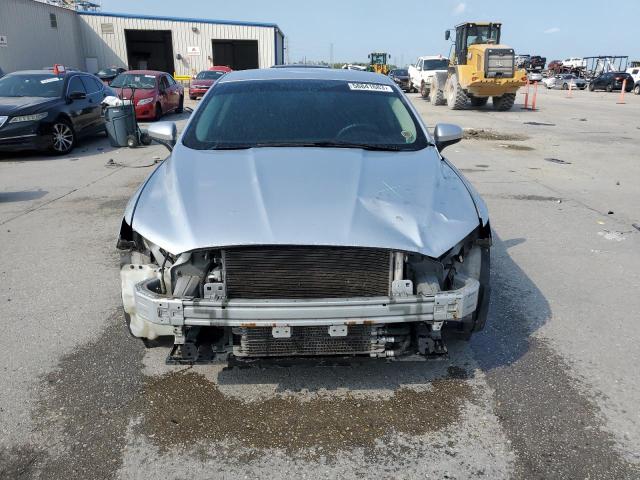 3FA6P0LUXHR336549 - 2017 FORD FUSION SE HYBRID SILVER photo 5