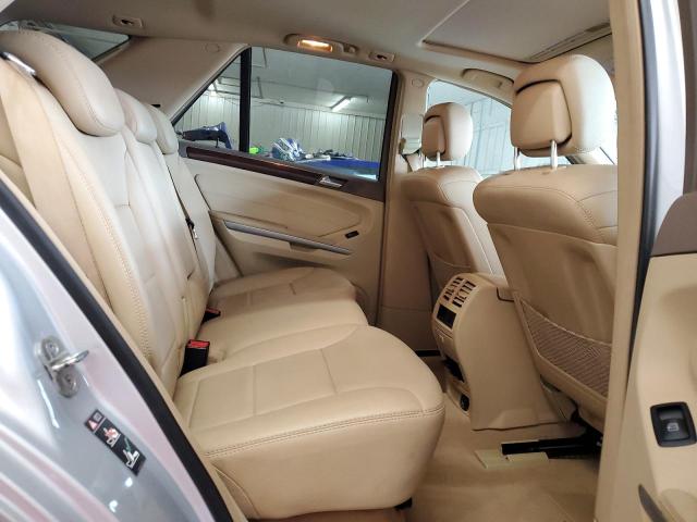 4JGBB8GB8AA532418 - 2010 MERCEDES-BENZ ML 350 4MATIC SILVER photo 11