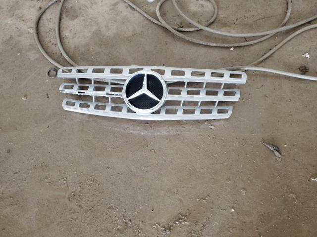 4JGBB8GB8AA532418 - 2010 MERCEDES-BENZ ML 350 4MATIC SILVER photo 13