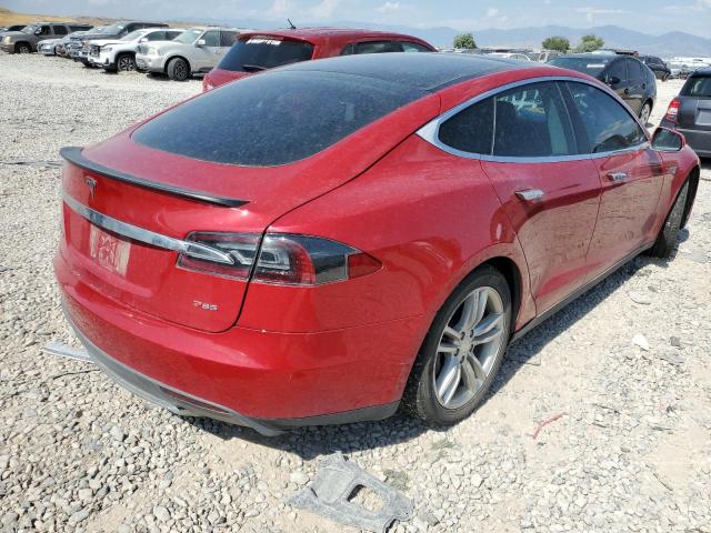 5YJSA1DP1DFP11605 - 2013 TESLA MODEL S Червоний фото 3