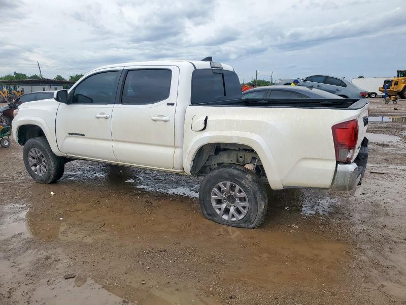 3TMAZ5CN8KM084230 - 2019 TOYOTA TACOMA DOUBLE CAB WHITE photo 2