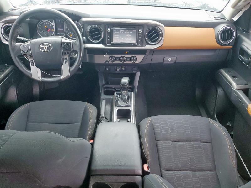 3TMAZ5CN8KM084230 - 2019 TOYOTA TACOMA DOUBLE CAB WHITE photo 8