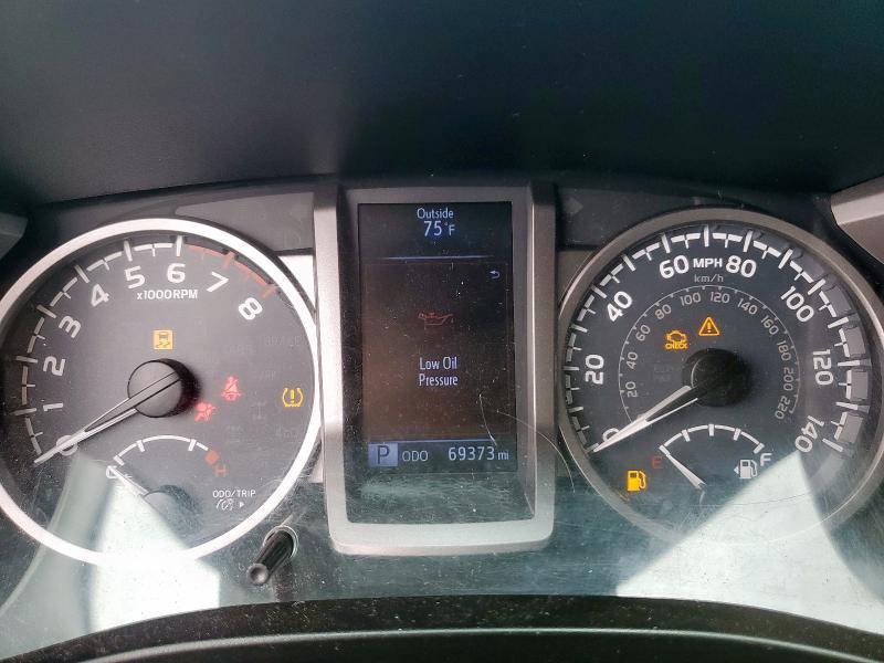 3TMAZ5CN8KM084230 - 2019 TOYOTA TACOMA DOUBLE CAB WHITE photo 9