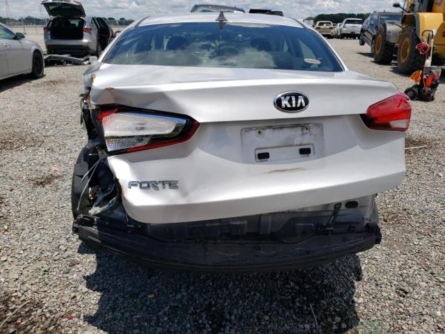 3KPFK4A73JE240157 - 2018 KIA FORTE LX SILVER photo 6