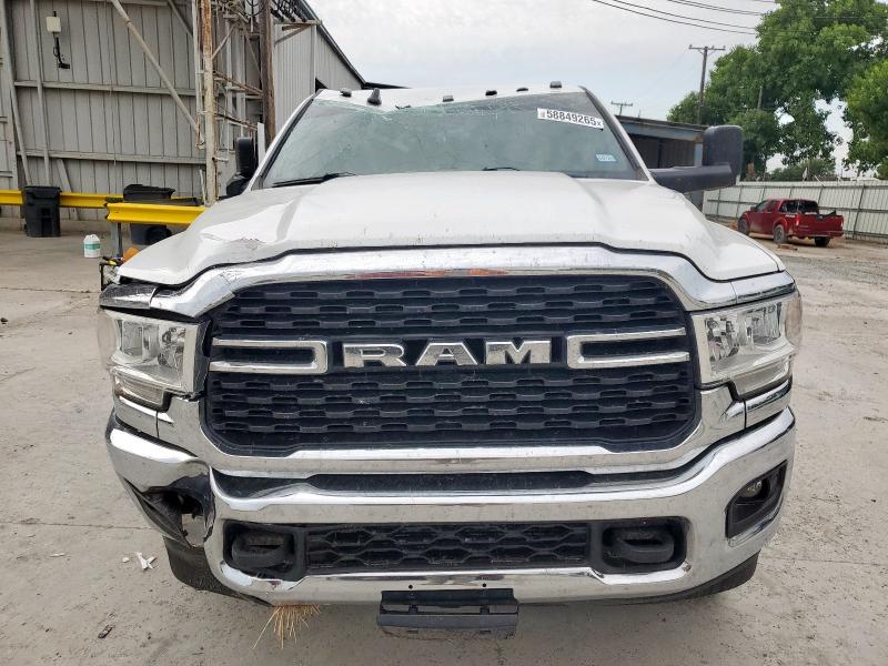 3C6UR5DL1NG149410 - 2022 RAM 2500 BIG HORN/LONE STAR WHITE photo 5