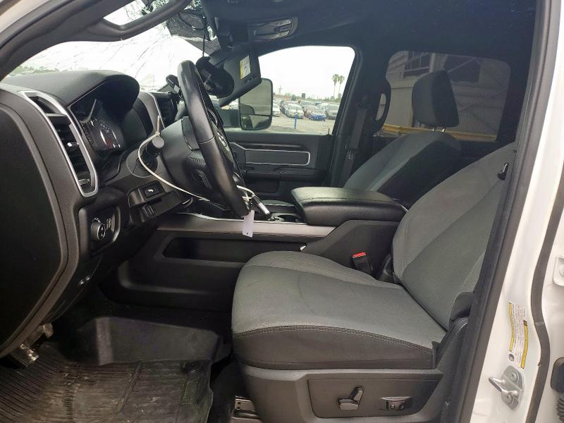 3C6UR5DL1NG149410 - 2022 RAM 2500 BIG HORN/LONE STAR WHITE photo 7