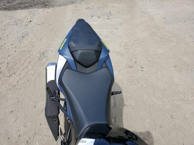 JKBZXJH12PA018998 - 2023 KAWASAKI ZX636 K TWO TONE photo 6