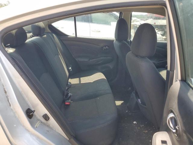 3N1CN7AP9KL849085 - 2019 NISSAN VERSA S SILVER photo 10