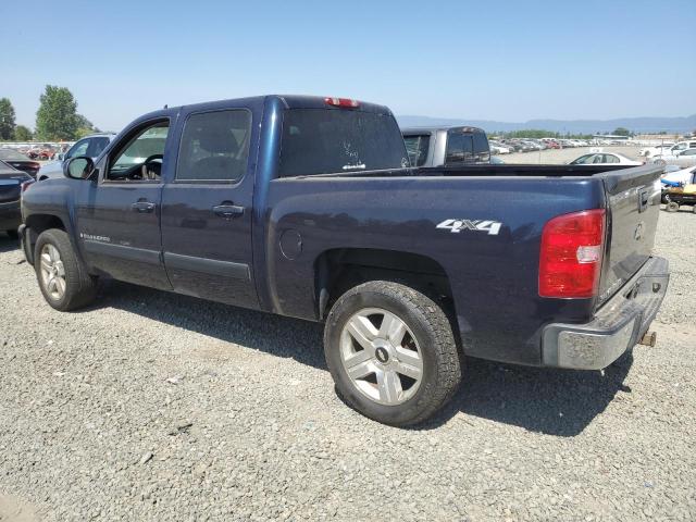 2GCEK13M771564912 - 2007 CHEVROLET SILVERADO K1500 CREW CAB BLUE photo 2