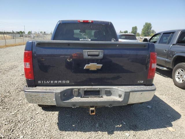 2GCEK13M771564912 - 2007 CHEVROLET SILVERADO K1500 CREW CAB BLUE photo 6