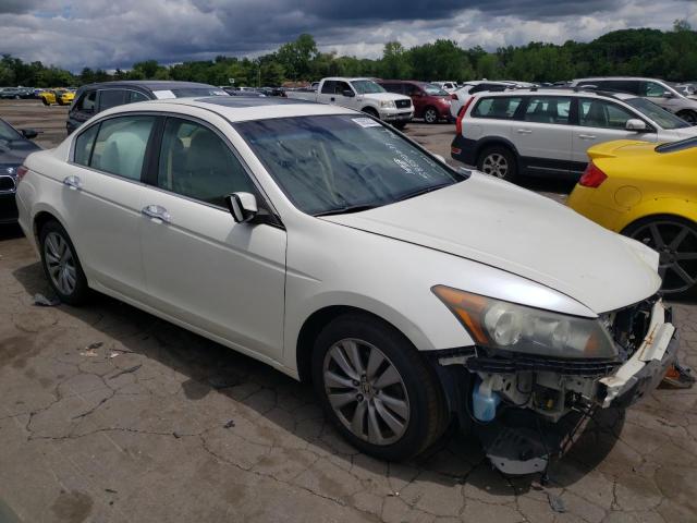 1HGCP3F82BA004105 - 2011 HONDA ACCORD EXL WHITE photo 4