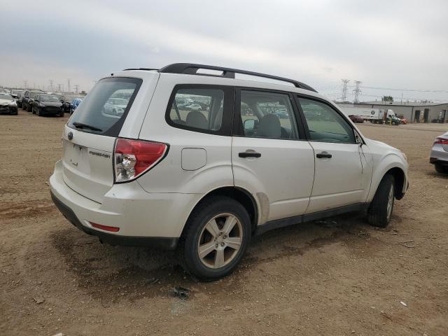 JF2SH6BC1AH907730 - 2010 SUBARU FORESTER XS Weiß Foto 3