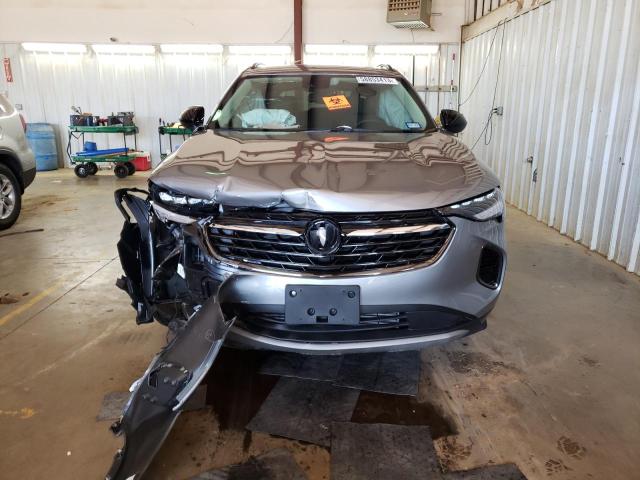 LRBFZNR4XPD033818 - 2023 BUICK ENVISION ESSENCE CHARCOAL photo 5