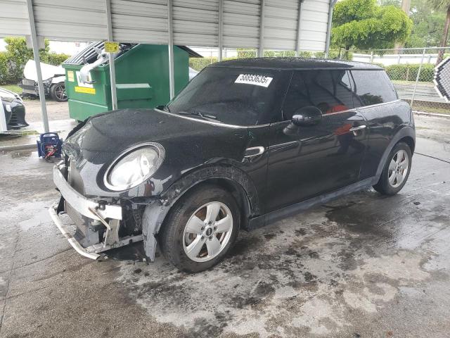2015 MINI COOPER, 