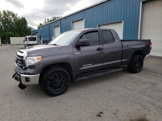 5TFUW5F10FX452544 - 2015 TOYOTA TUNDRA DOUBLE CAB SR/SR5 GRAY photo 1
