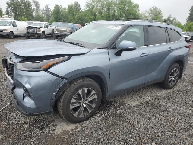 5TDHZRBH8NS257282 - 2022 TOYOTA HIGHLANDER XLE BLUE photo 1