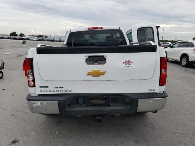 1GCRCTE01CZ320890 - 2012 CHEVROLET SILVERADO C1500 LTZ WHITE photo 6