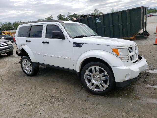 1D4PT4GK7BW604006 - 2011 DODGE NITRO HEAT WHITE photo 4