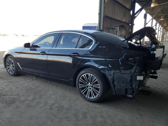 WBAJA9C55KB253722 - 2019 BMW 530E BLACK photo 2