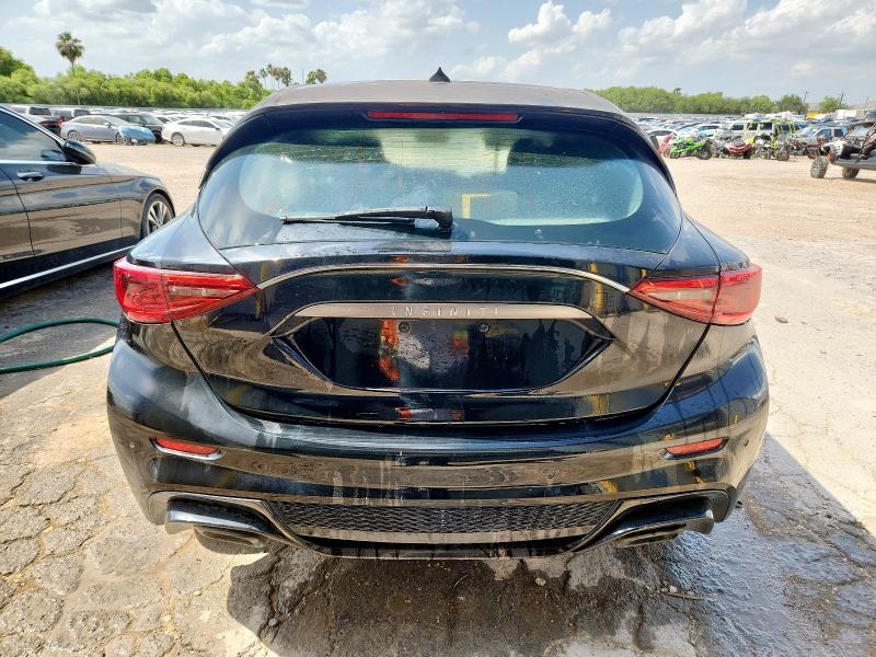 SJKCH5CP8JA060970 - 2018 INFINITI QX30 BASE BLACK photo 6
