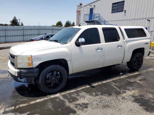 2011 CHEVROLET SILVERADO K1500 LTZ, null